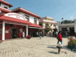 बैतडीका कच्ची सडकमा रातिको समयमा सवारी सञ्चालनमा रोक