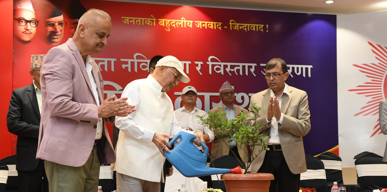 एमाले अध्यक्ष ओलीले गरे दुई दिने राष्ट्रिय कार्यशालाको उद्घाटन