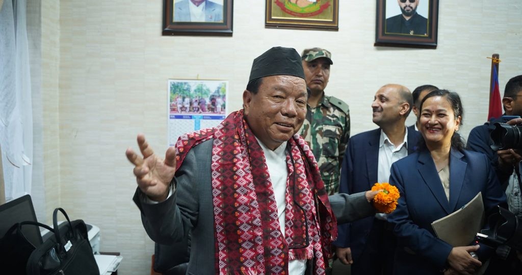 मन्त्री भएपछि महावीरले घोषणा : तीन वर्ष मन्त्री हुने, त्यसपछि युवालाई अवसर