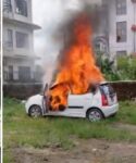 गलागी भएको कारबाट एक जनाको शव निकालियो