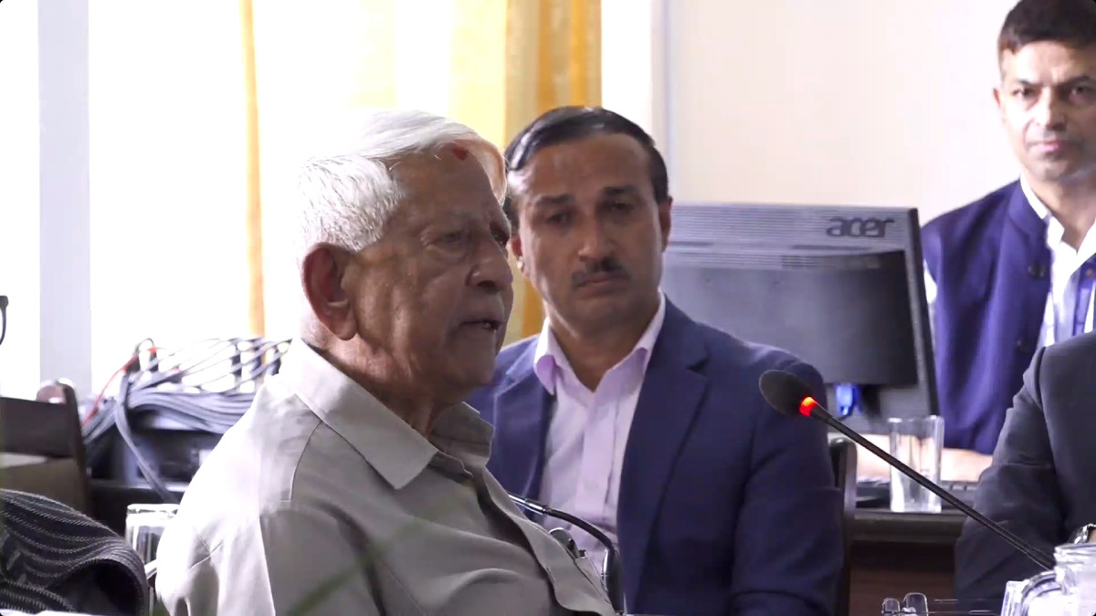 निर्वाचन आयोग सरकारको ‘लाचार छायाँ’ बन्नु हुँदैन : सांसद अर्जुननरसिंह केसी