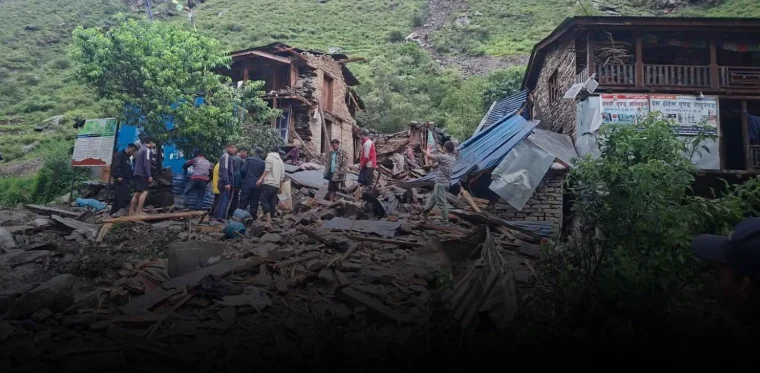 मुगुमा पहिरोमा पुरिएर तीन वर्षीय बालकको मृत्यु, बाबुआमा घाइते