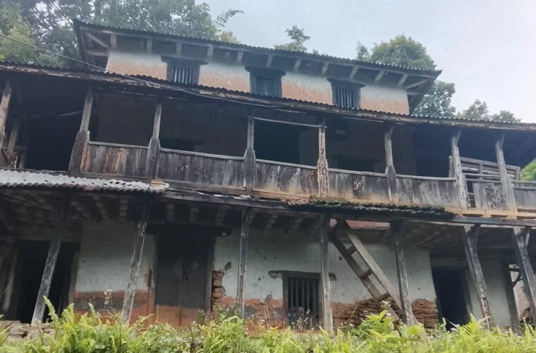 रित्तिँदै गाउँ, सम्झनामा सीमित बन्दै बस्ती