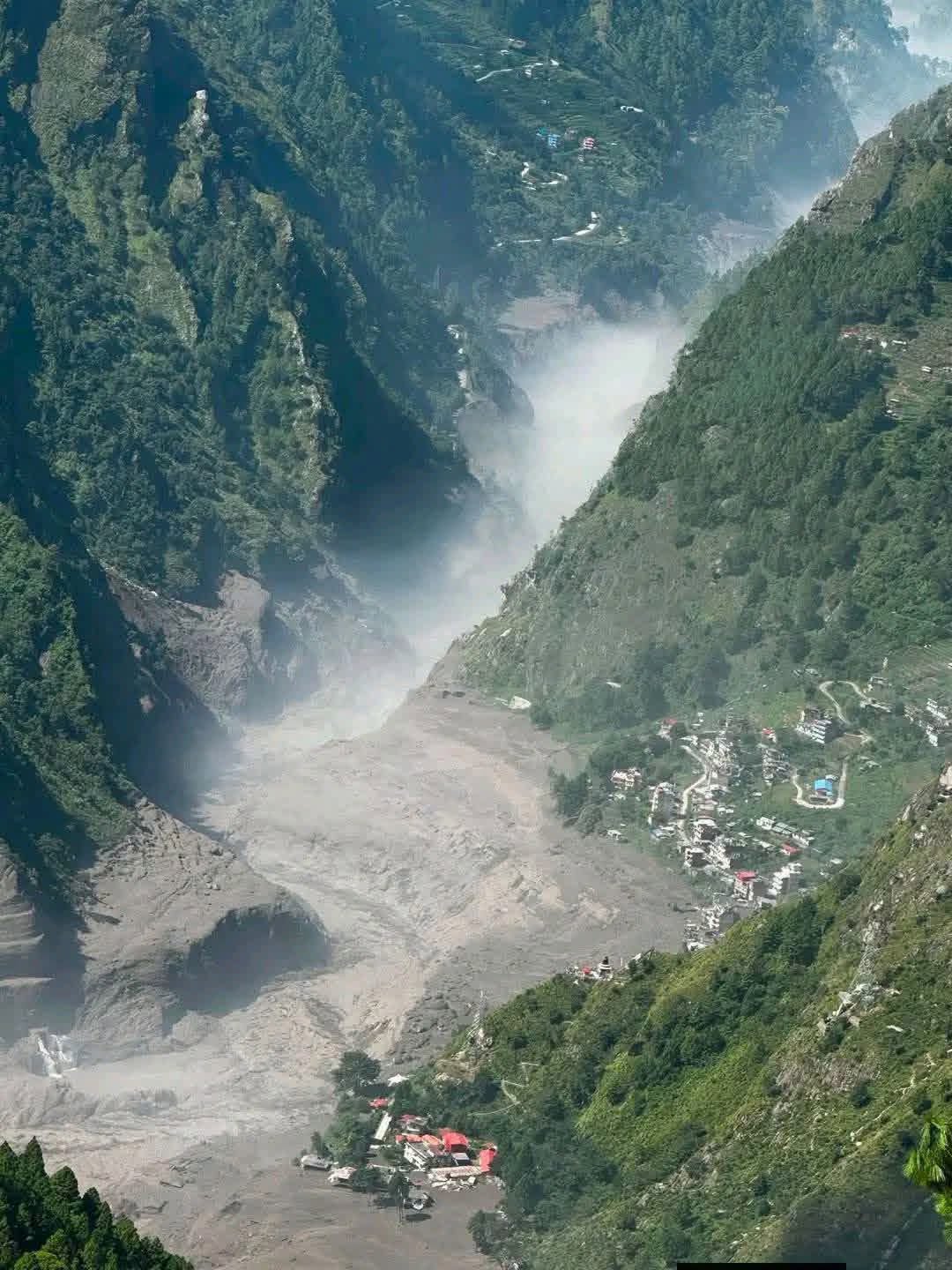 भोटेकोशीमा बाढीको जोखिममाथि वर्षाको पनि चुनौती