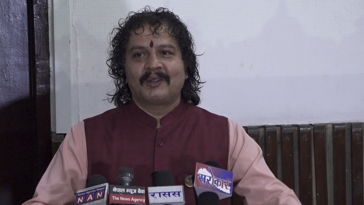 ‘सिंहदरबार’को नाम फेरेर ‘अनामनगर दरबार’ राख्न सांसद ढकालको प्रस्ताव