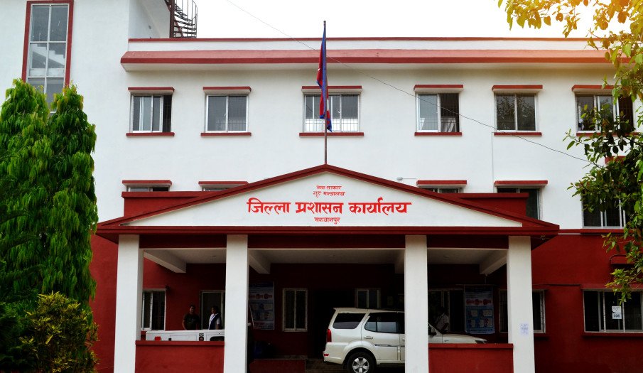 स्थानीयवासीद्वारा ४० जनाको अवस्था बुझिदिन प्रशासनमा आग्रह