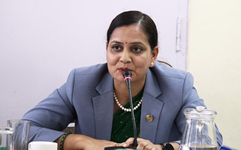 अहिलेसम्म सरकारी आँखा अस्पताल छैन, कोशीमा बनाउँदैछौँः मन्त्री मेहता