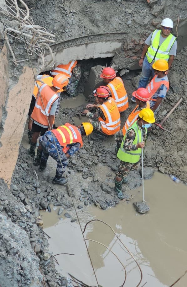 सुरुङमा बेपत्ताको खोजीकार्य तीव्र पारियो, नेपालीसँगै विदेशी उद्धार टोली सक्रिय