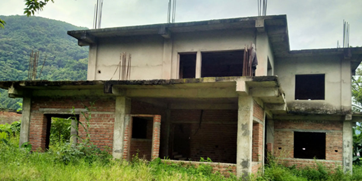 अठार महिनामा सक्नुपर्ने आयुर्वेद भवन पाँच वर्षमा पनि अलपत्रै