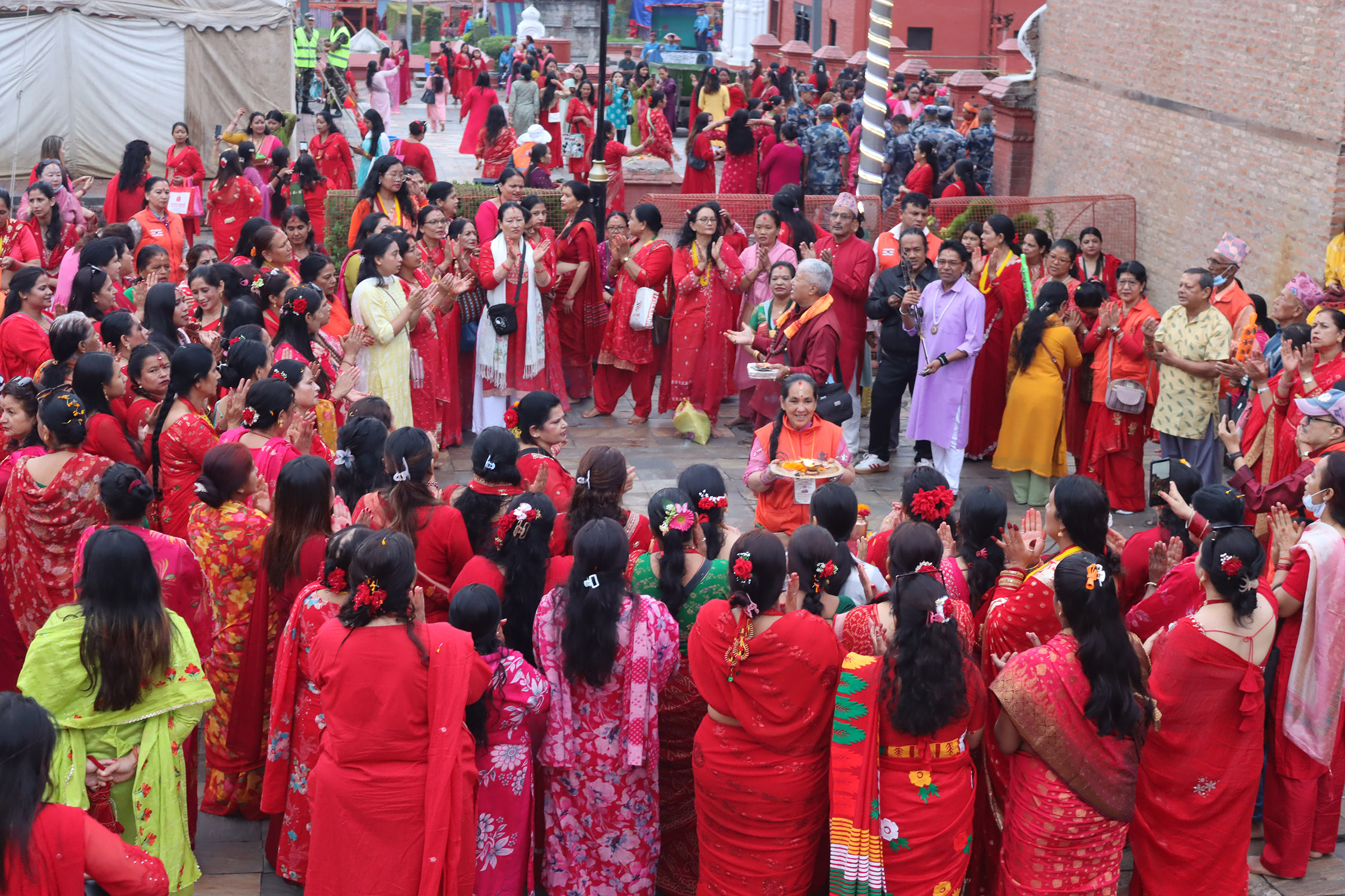 आज हरितालिका तीज : शिव–पार्वतीको पूजा गर्दै ,पौराणिक कथा र विधि