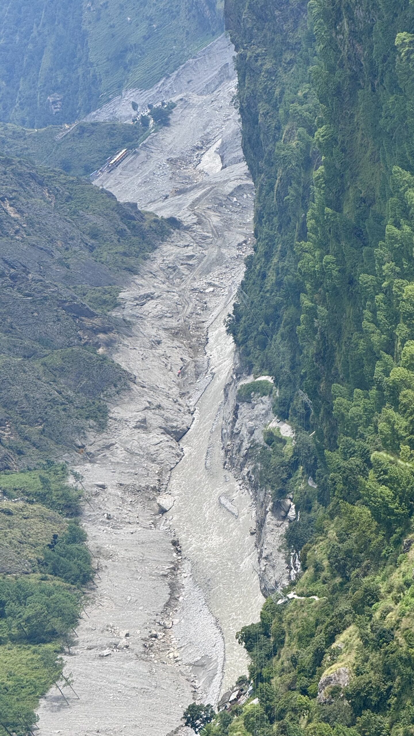 भोटेकोशी बाढीको महाविपद एक महिना: खोज, उद्धार तथा राहत वितरण जारी, पुनर्निर्माणमा चुनौती