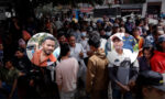 काठमाडौंमा ग्यासको चरम अभाव, कुपन लिएर घण्टौँ लाइनमा उपभोक्ता