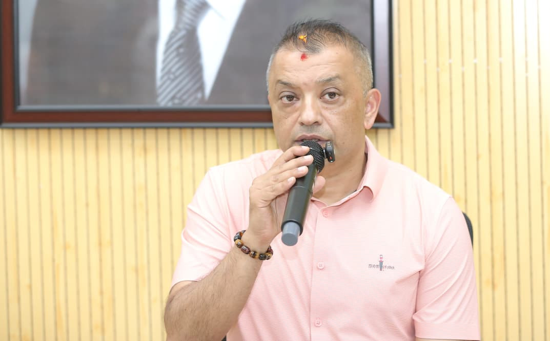 बालेनलाई गगनको सुझाव– महासभामा तथ्यसहित प्रस्तुत हुनुस्, सचिवालयको मात्रै भर नपर्नुस्