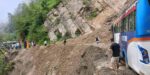 पहिरो खस्दा महाकाली राजमार्ग अवरुद्ध
