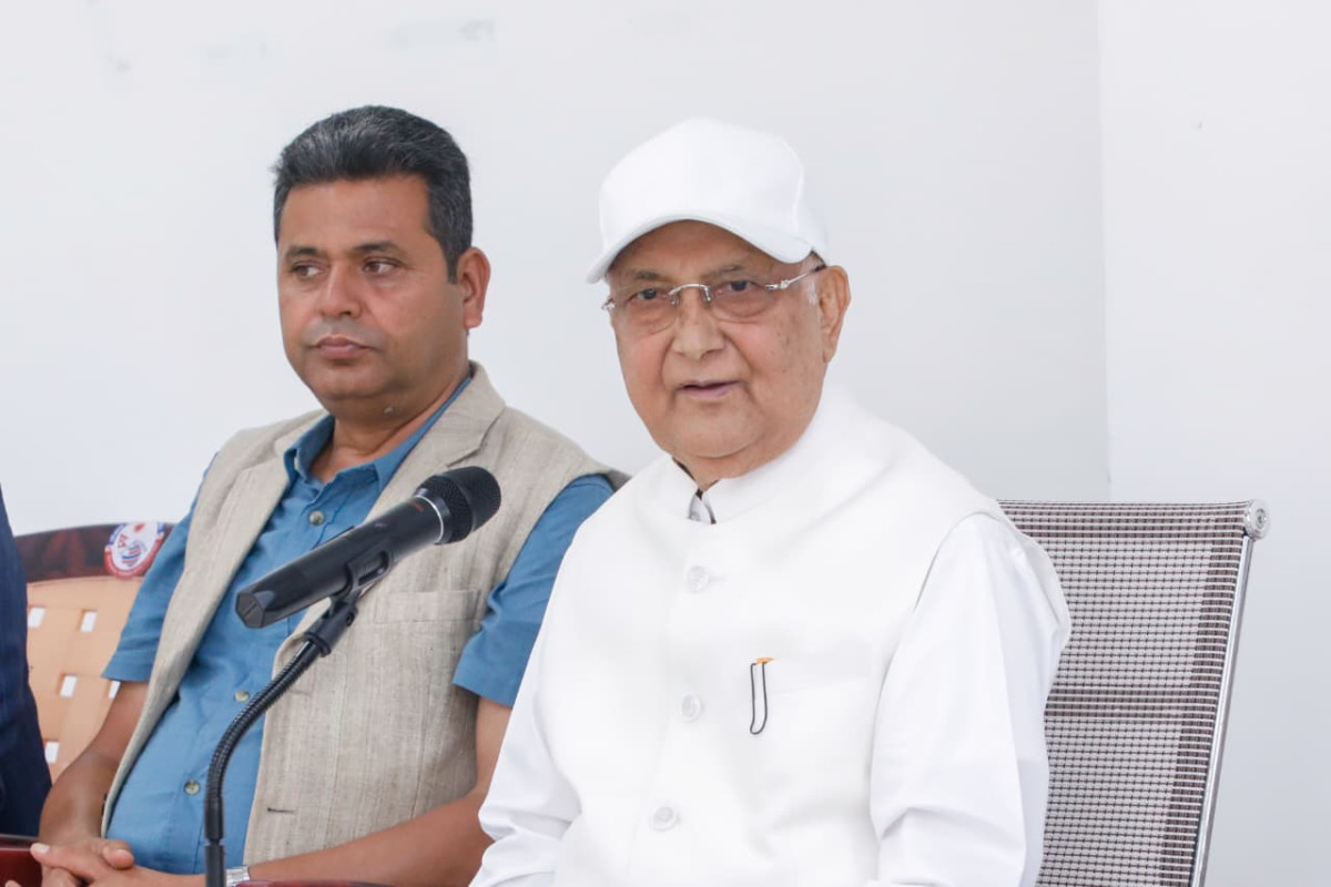 प्रतिगामी कदम लामो समय टिक्न सक्दैनः अध्यक्ष ओली