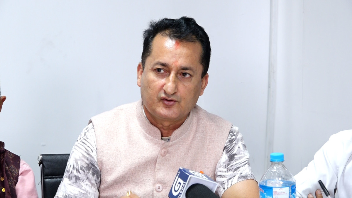 सवारीसाधनमा भइरहेको आगलागीबारे निष्पक्ष छानबिन गर्न महासंघको माग