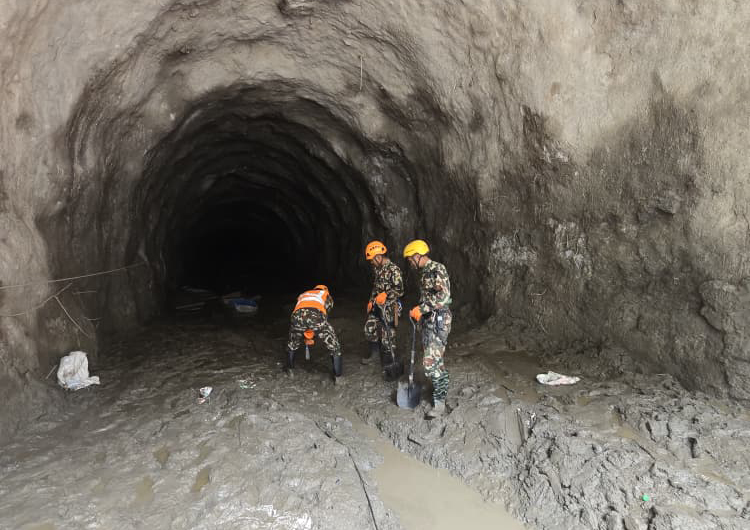 माथिल्लो त्रिशूली १ मा भेटियो ६ जनाको शव