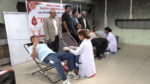 रसुवा बाढी घाइतेको उपचारमा सहयोग गर्न एमालेको रक्तदान कार्यक्रम