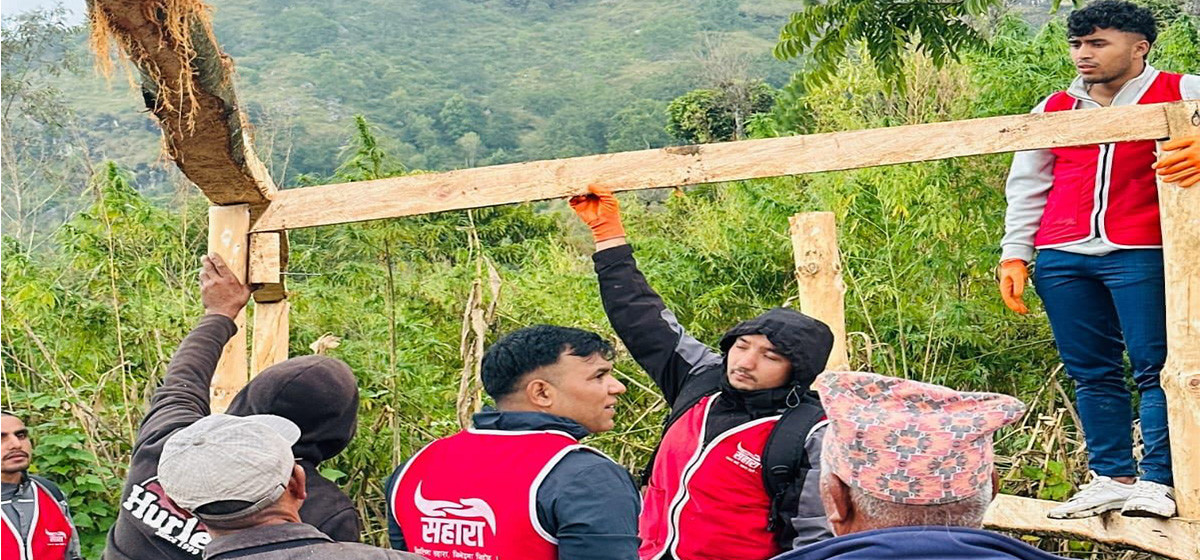 पहिरो प्रभावितलाई श्रमदानबाट अस्थायी आवास