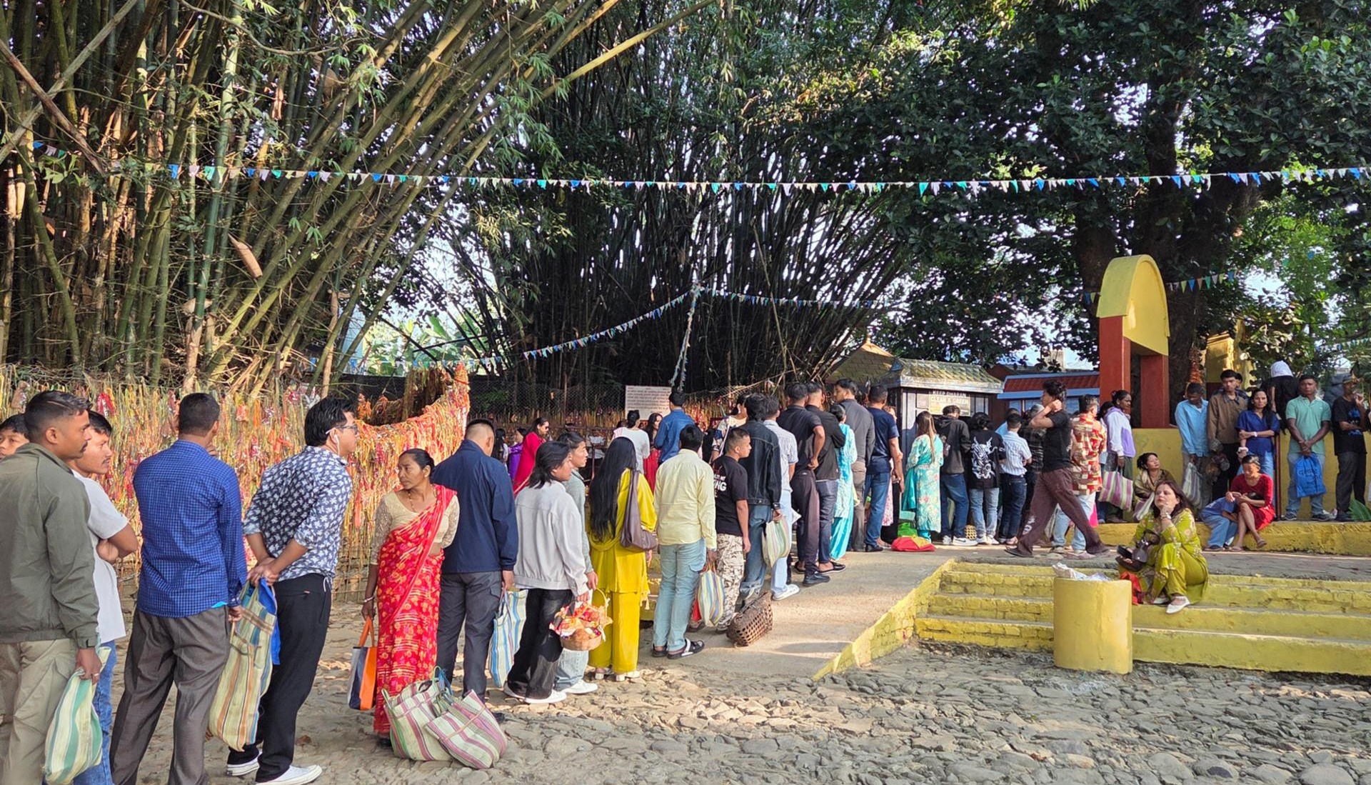 भाकल पूरा गर्न बुढासुब्बामा भीड