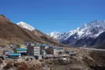 स्थानीयको सक्रियतामा लाङटाङ पदमार्ग मर्मत
