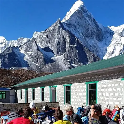 मौसम खुलेपछि एबिसीमा पर्यटक भरिभराउ
