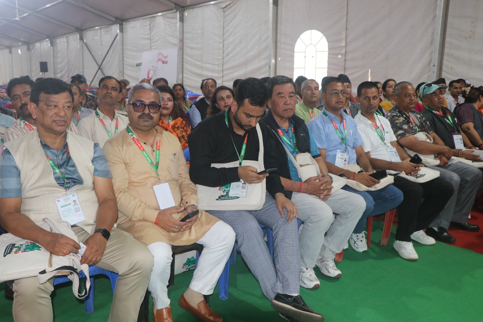 कांग्रेस महाधिवेशनको बन्द सत्र शुरू, तीन छुट्टाछुट्टै हलमा छलफल