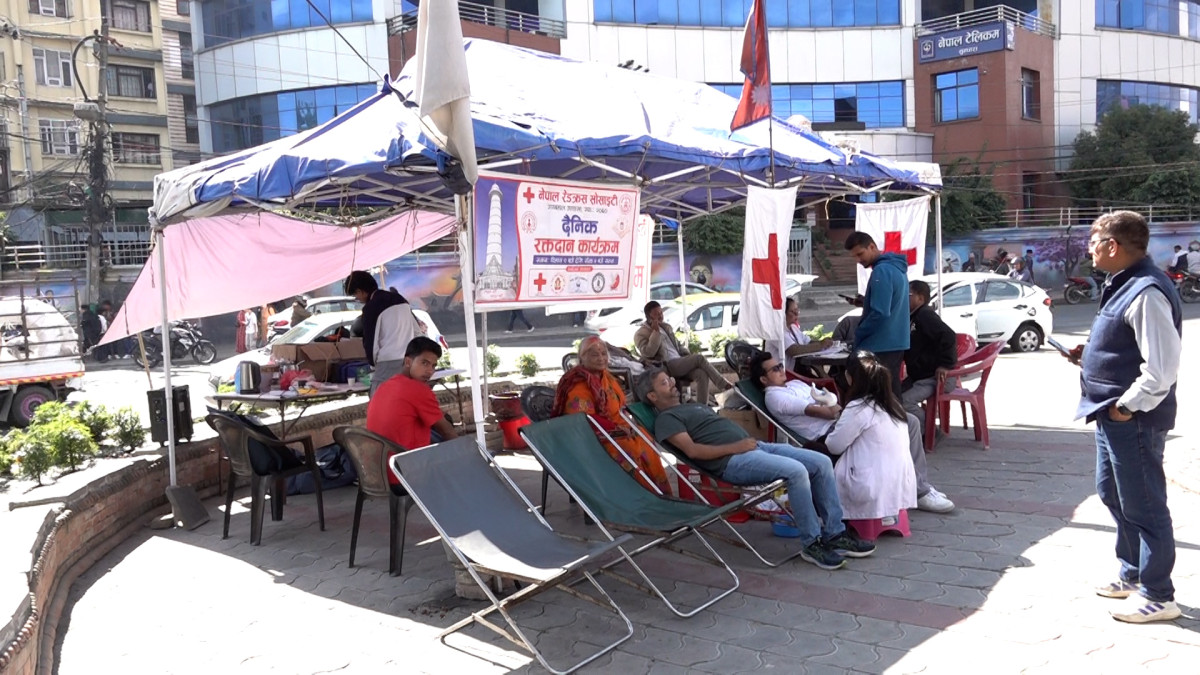 रक्तघटकको मौज्दात सकिएपछि रेडक्रसद्वारा रक्तदान गर्न आह्वान