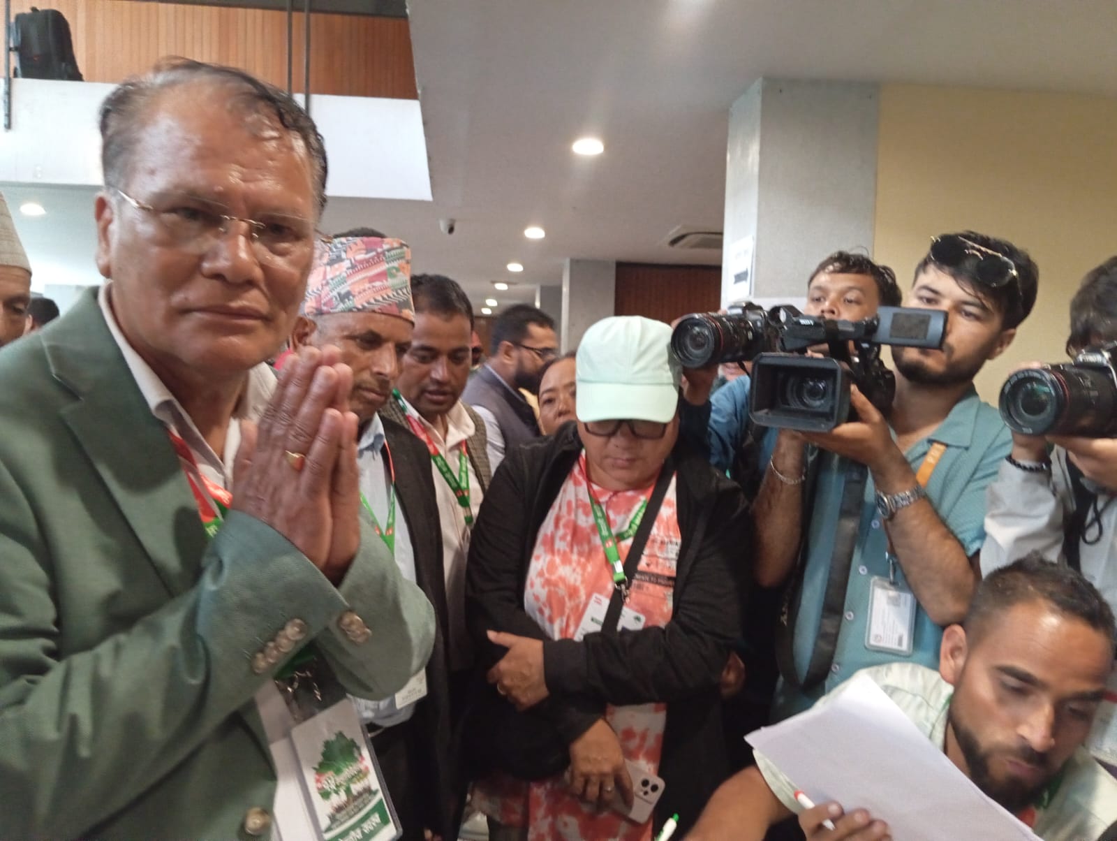 देवराज चालिसेले उपसभापतिमा दिए उम्मेदवारी