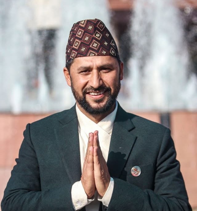 रास्वपा सभापतिको दसैं शुभकामना : जनताको हितमा समर्पित हुने र संकटसँग जुध्ने शक्ति मिलोस्